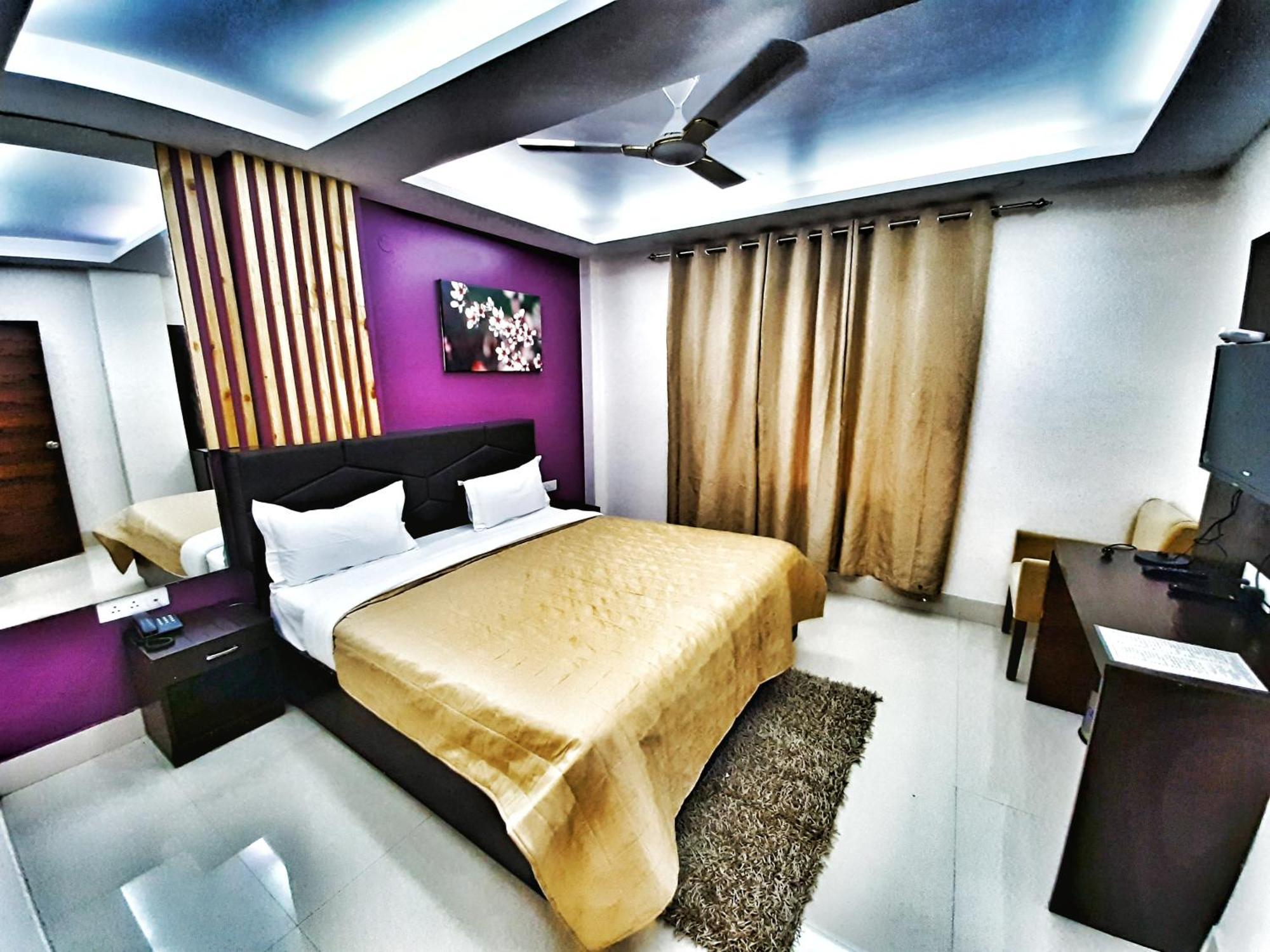 Airport Hotel Delhi Aerocity, 15 Mins Yashobhoomi New Delhi Exterior photo